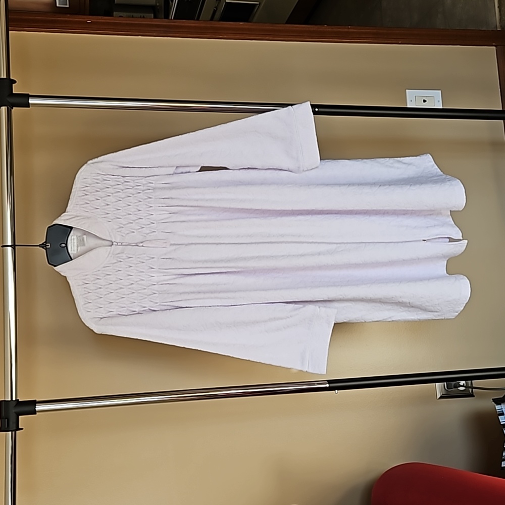 NWOT Heavenly Bodies Robe